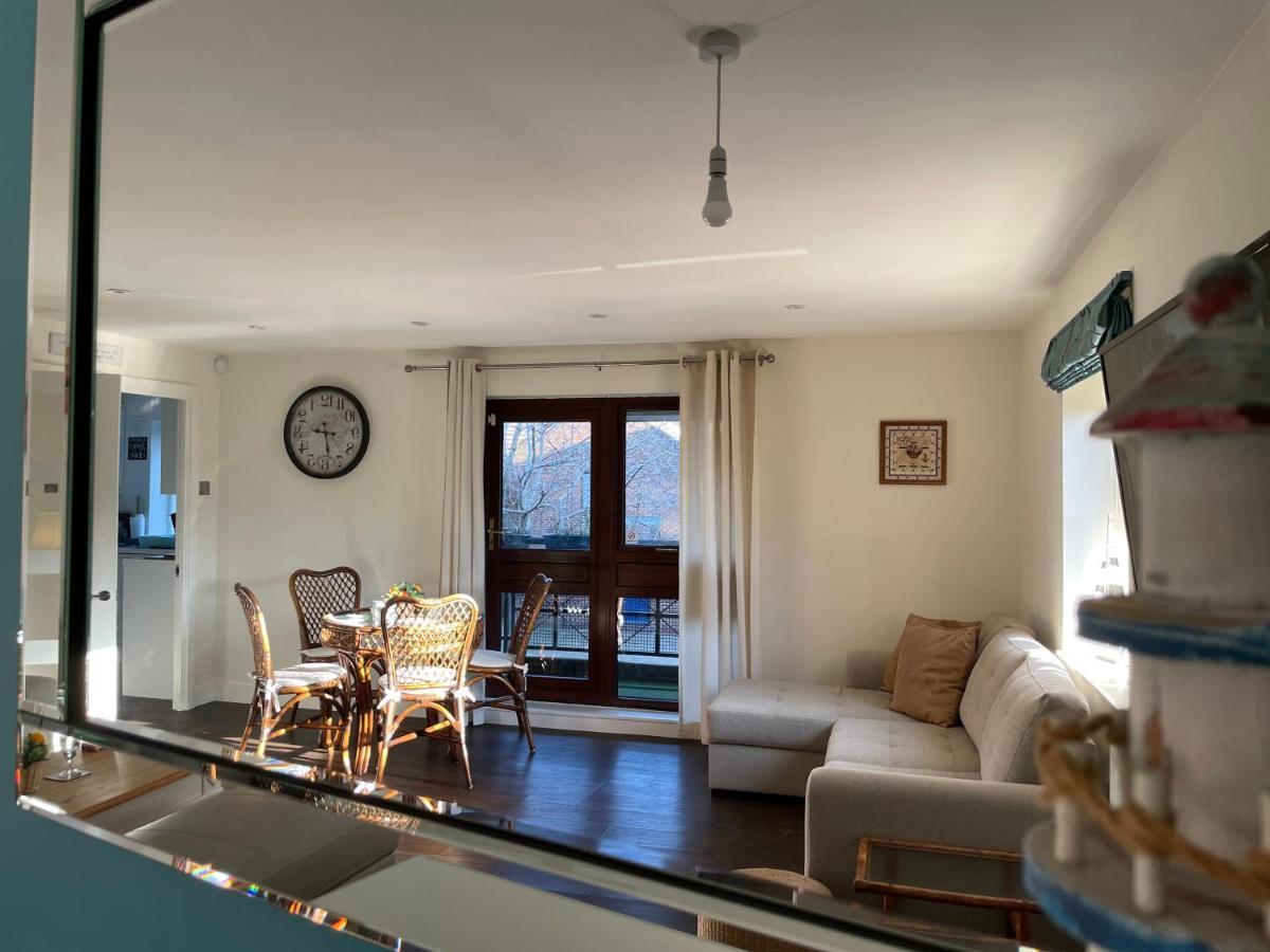 St Georges Balcony Suite With Parking Портцмаус Экстерьер фото