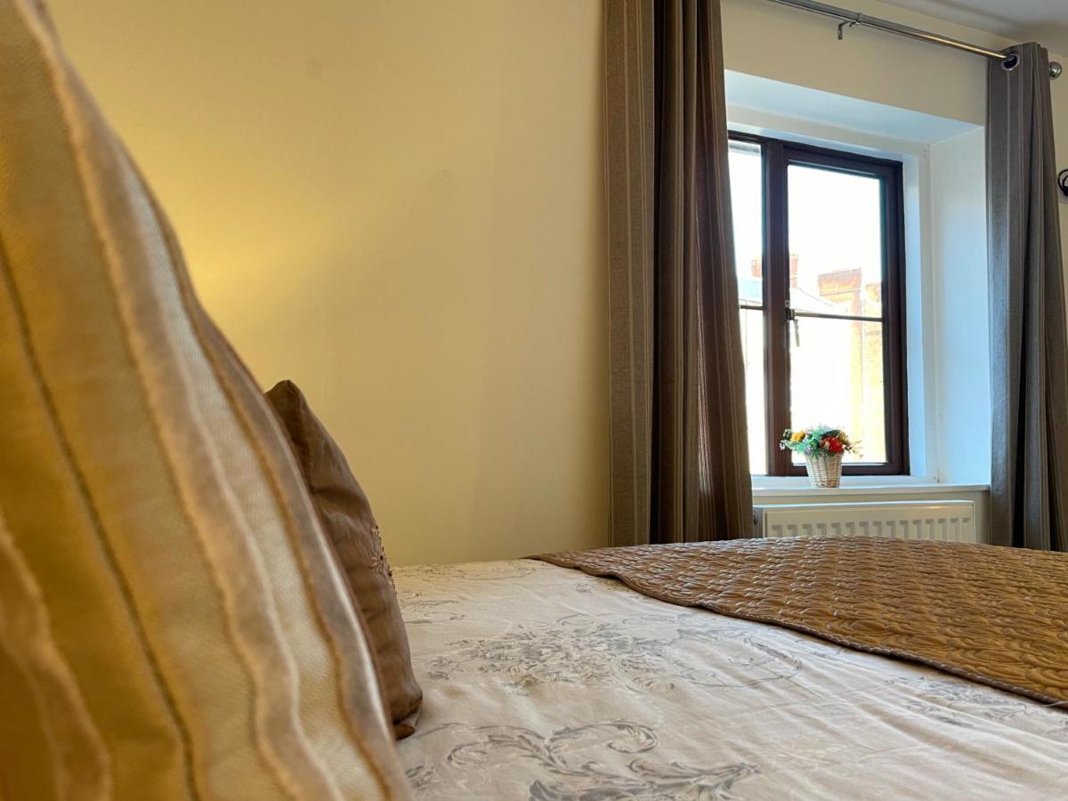St Georges Balcony Suite With Parking Портцмаус Экстерьер фото
